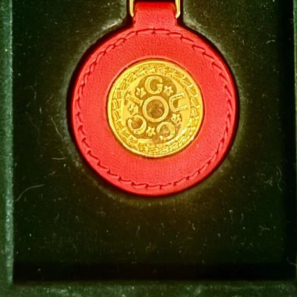 Vintage Gucci leather and gold-plated keychain, from the 1980s. - Picture 4 of 5